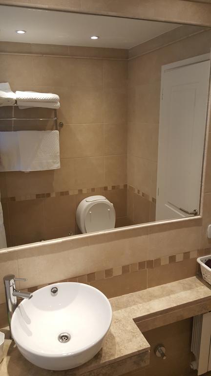 Apartamento Reyes Catolicos Salta Esterno foto
